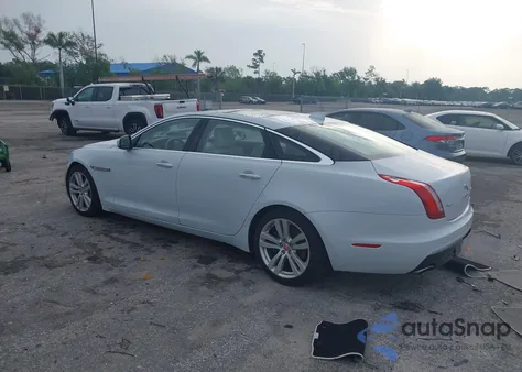 2016 Jaguar Xjl Xjl Portfolio z USA, uszkodzony, nr VIN SAJWA2G76G8W00430